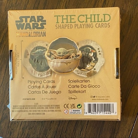 STAR WARS The Mandelorian THE CHILD shaped playing cards, NEW in wrapper - Picture 4 of 7